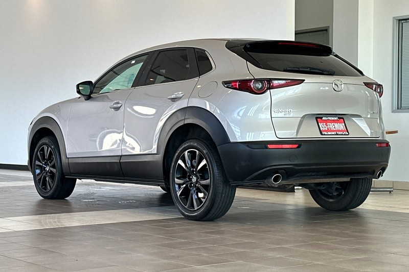 Mazda CX-30 Vehicle Full-screen Gallery Image 06