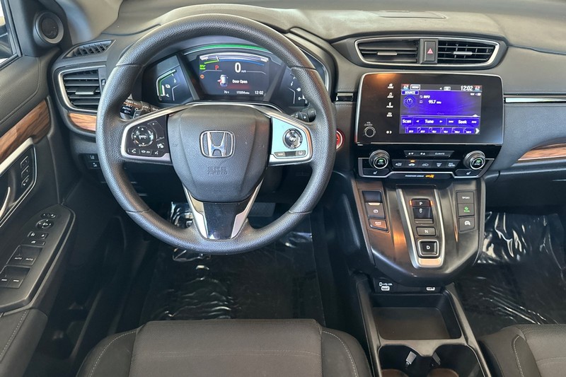 Honda CR-V Hybrid Vehicle Full-screen Gallery Image 14
