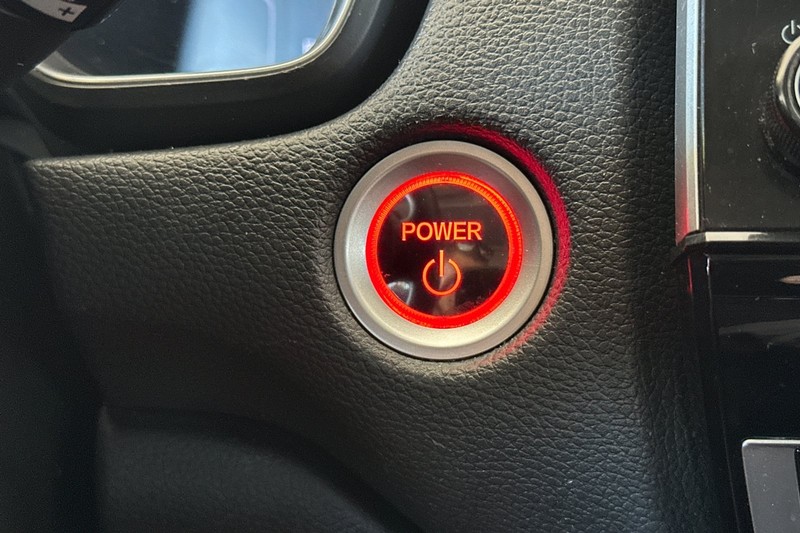 Honda CR-V Hybrid Vehicle Full-screen Gallery Image 22