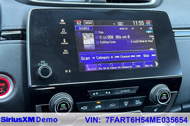 Honda CR-V Hybrid Vehicle Full-screen Gallery Image 28