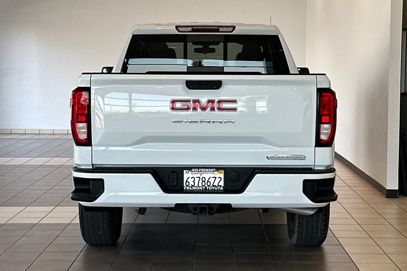 GMC Sierra 1500 Vehicle Full-screen Gallery Image 05