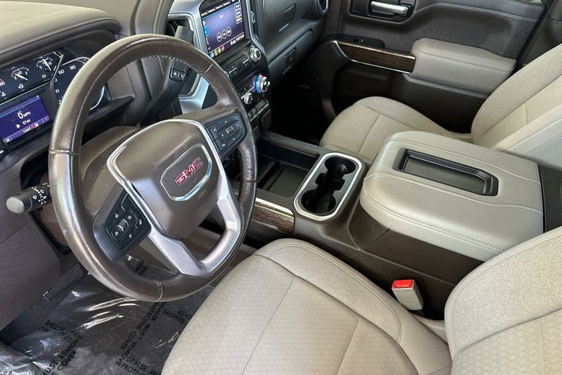 GMC Sierra 1500 Vehicle Full-screen Gallery Image 10