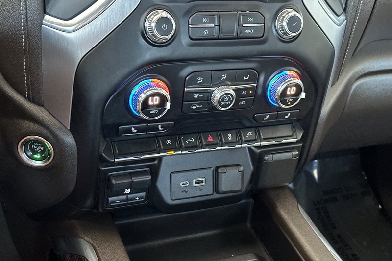 GMC Sierra 1500 Vehicle Full-screen Gallery Image 19