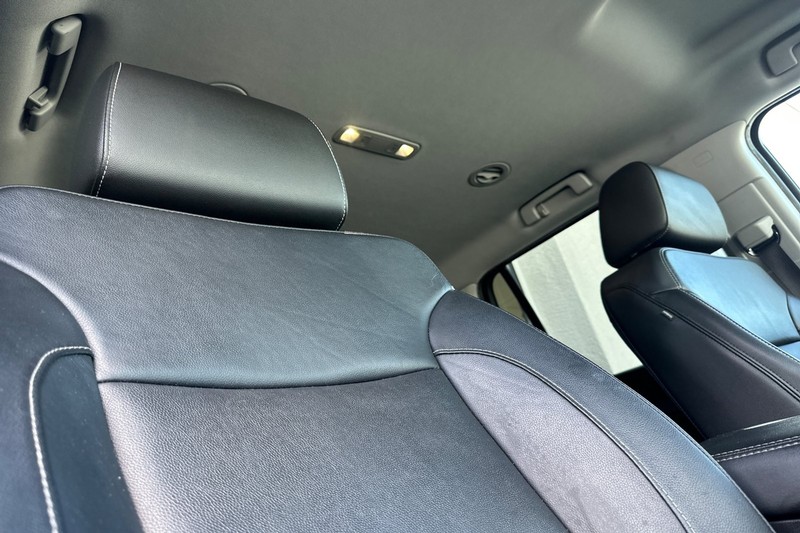 Chevrolet Tahoe Vehicle Full-screen Gallery Image 18