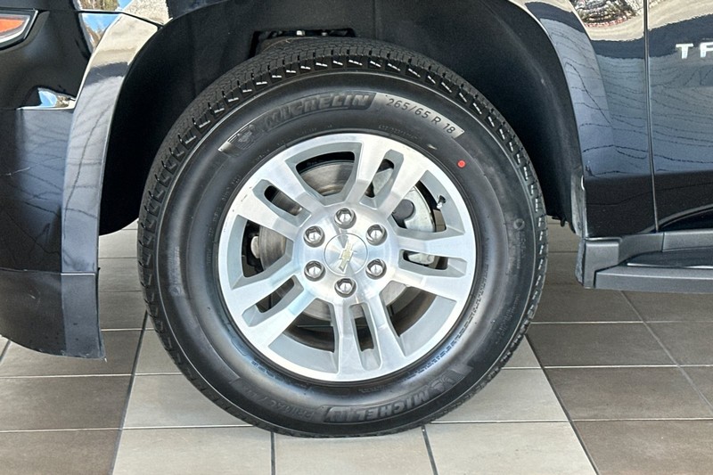 Chevrolet Tahoe Vehicle Full-screen Gallery Image 26