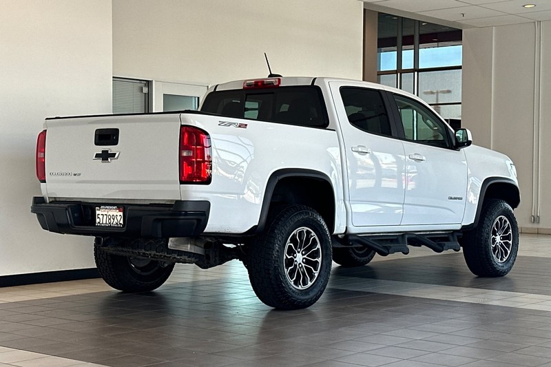 Chevrolet Colorado Vehicle Full-screen Gallery Image 04