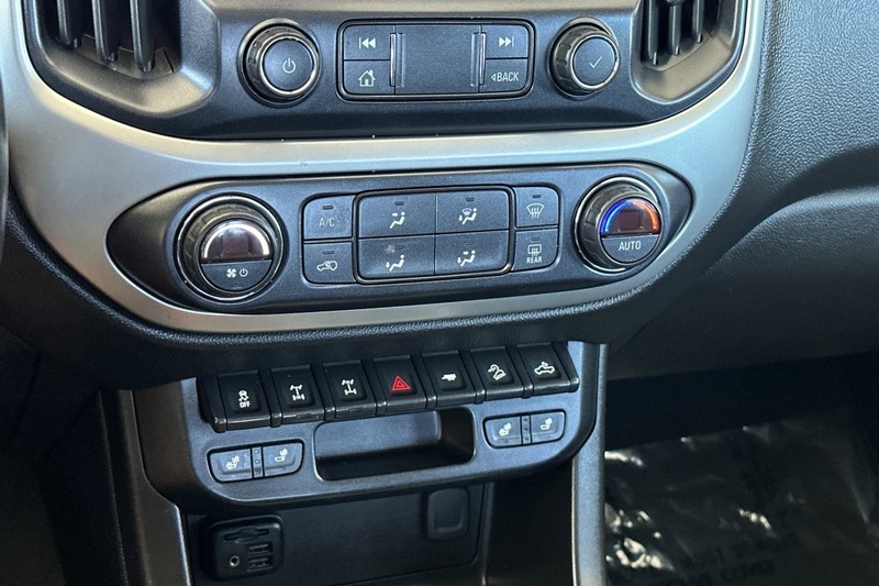 Chevrolet Colorado Vehicle Full-screen Gallery Image 20