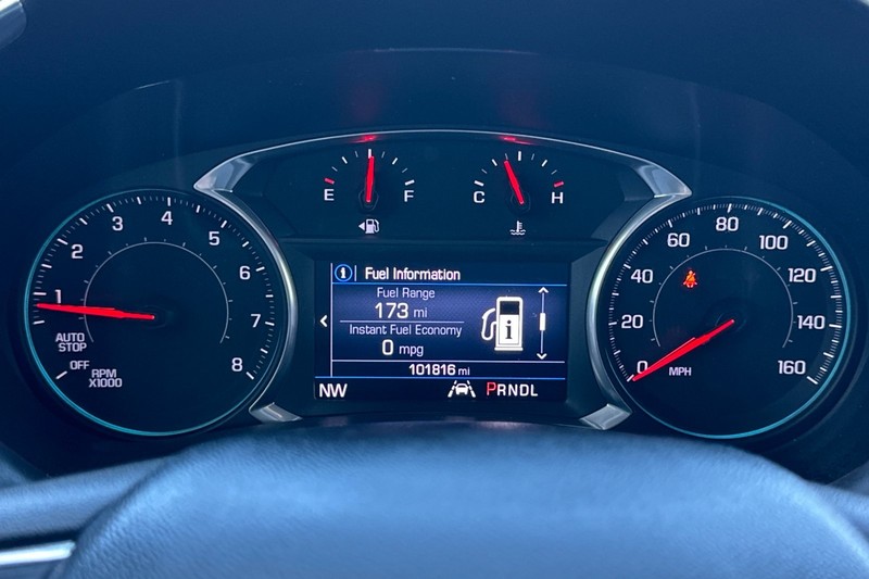 Chevrolet Equinox Vehicle Full-screen Gallery Image 24