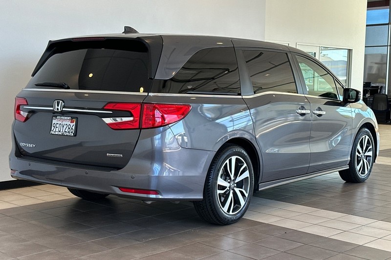 Honda Odyssey Vehicle Full-screen Gallery Image 04