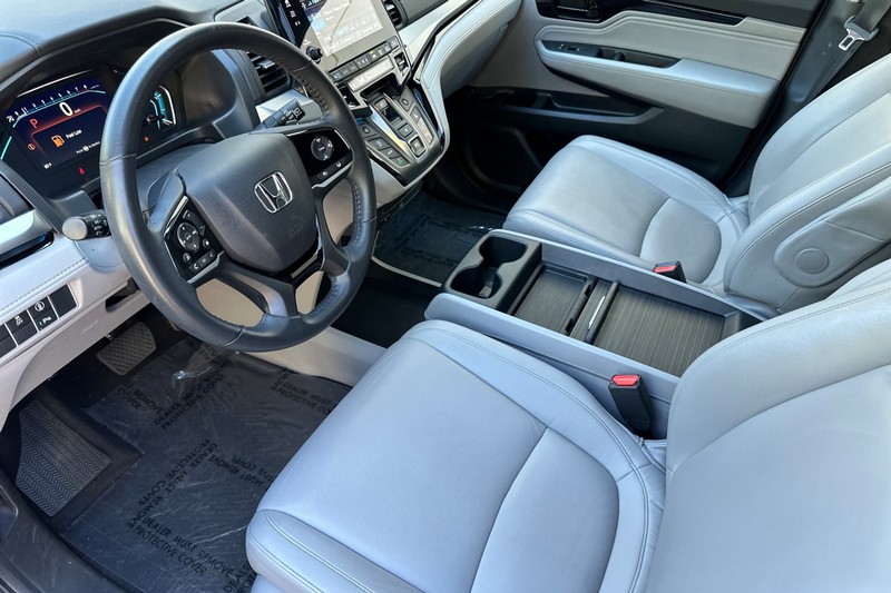 Honda Odyssey Vehicle Full-screen Gallery Image 10