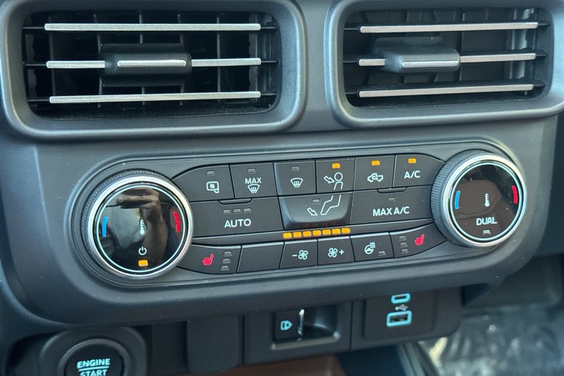 Ford Maverick Vehicle Full-screen Gallery Image 19