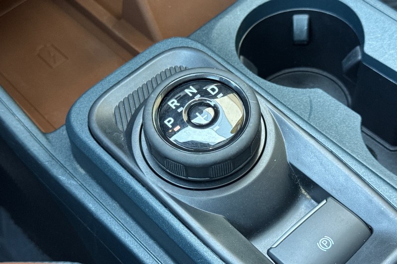 Ford Maverick Vehicle Full-screen Gallery Image 20