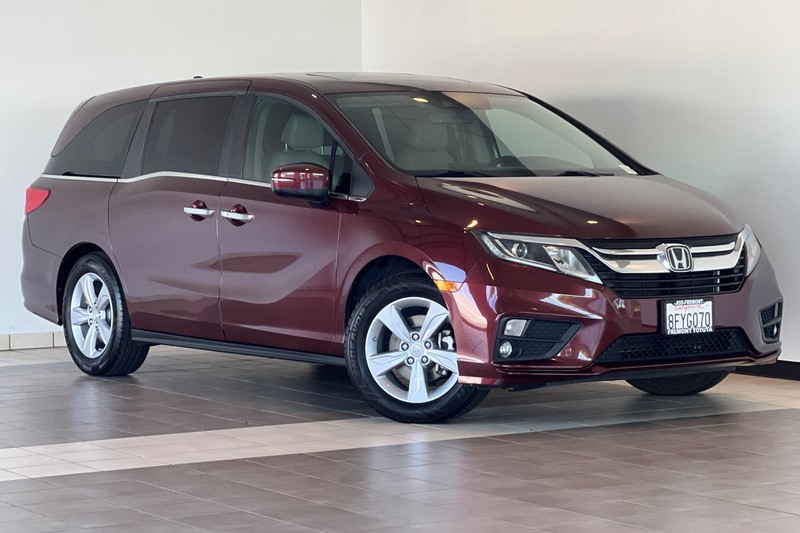 Honda Odyssey Vehicle Full-screen Gallery Image 02