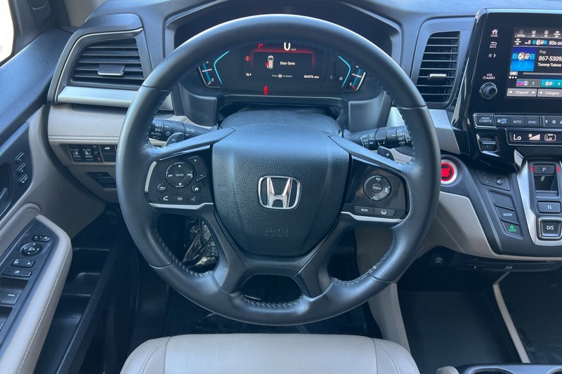 Honda Odyssey Vehicle Full-screen Gallery Image 14