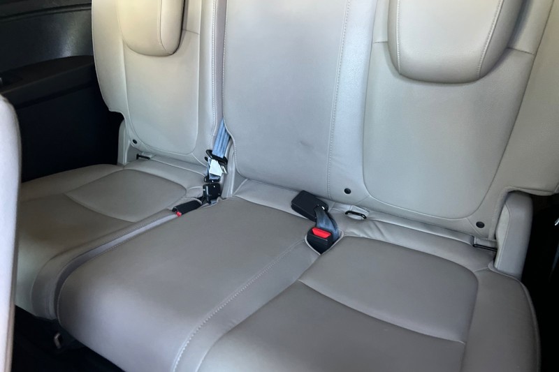 Honda Odyssey Vehicle Full-screen Gallery Image 15
