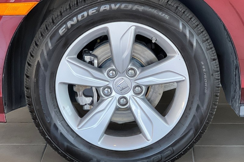 Honda Odyssey Vehicle Full-screen Gallery Image 27