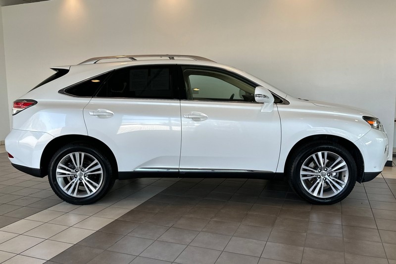 Lexus RX 350 Vehicle Full-screen Gallery Image 03