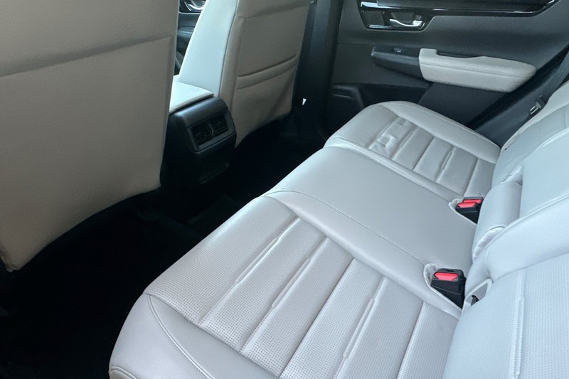 Honda CR-V Vehicle Full-screen Gallery Image 12
