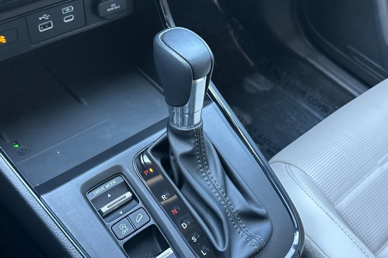 Honda CR-V Vehicle Full-screen Gallery Image 21