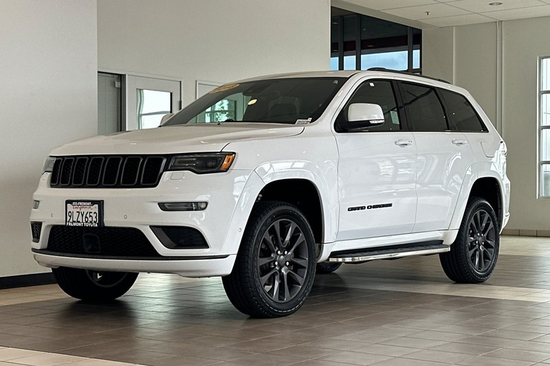 Jeep Grand Cherokee Vehicle Full-screen Gallery Image 08