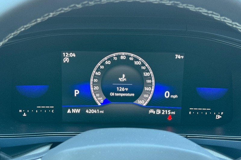 Volkswagen Taos Vehicle Full-screen Gallery Image 24
