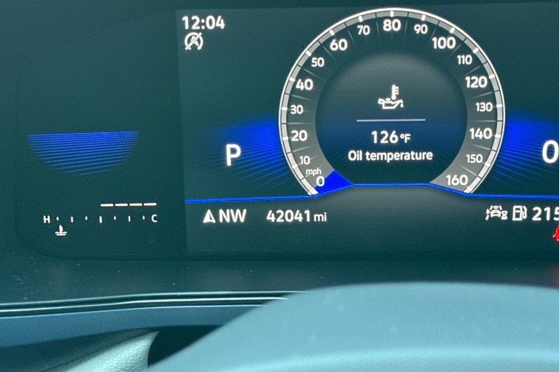 Volkswagen Taos Vehicle Full-screen Gallery Image 25
