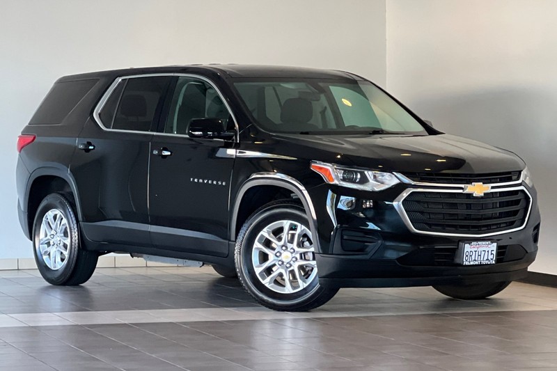 Chevrolet Traverse Vehicle Full-screen Gallery Image 02