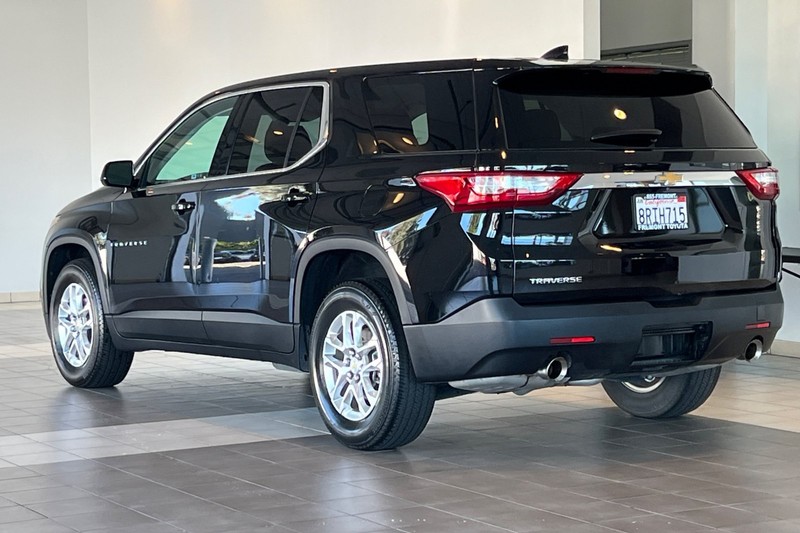 Chevrolet Traverse Vehicle Full-screen Gallery Image 06