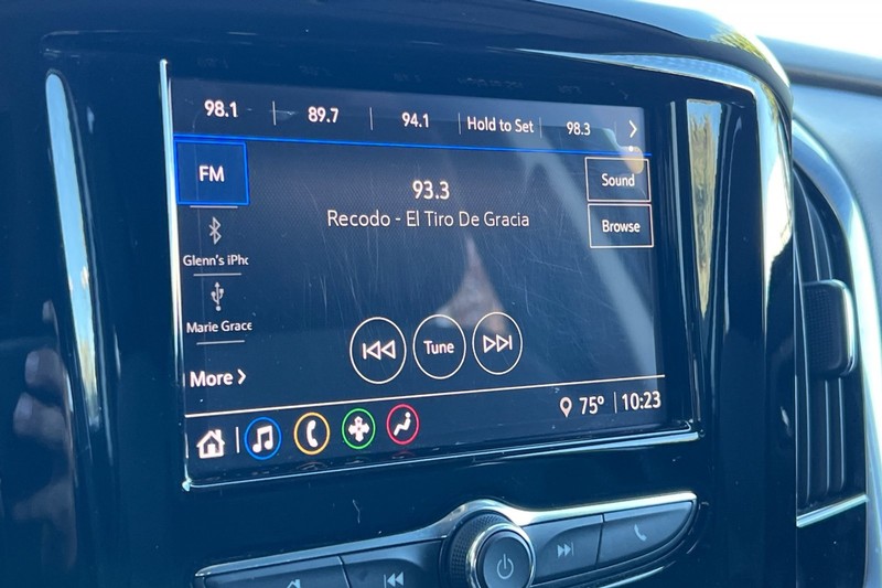 Chevrolet Traverse Vehicle Full-screen Gallery Image 19
