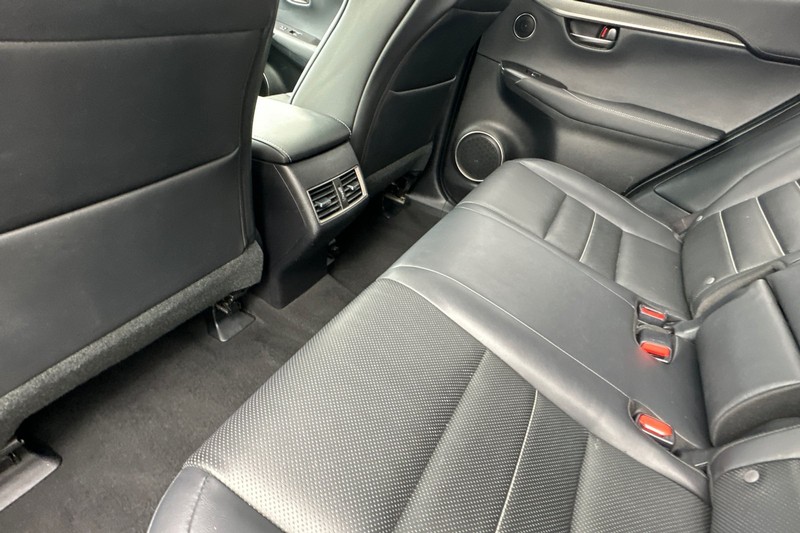 Lexus NX Vehicle Full-screen Gallery Image 12