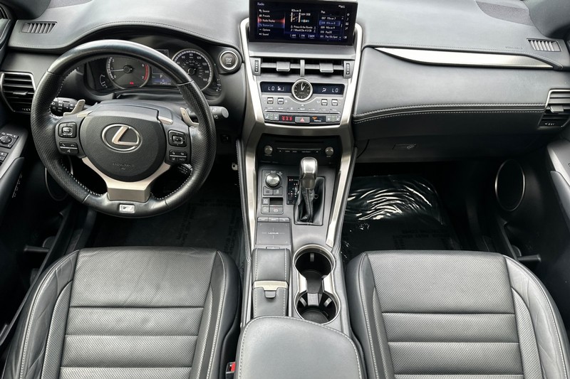 Lexus NX Vehicle Full-screen Gallery Image 13