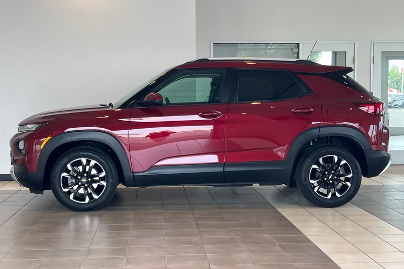 Chevrolet Trailblazer Vehicle Full-screen Gallery Image 07