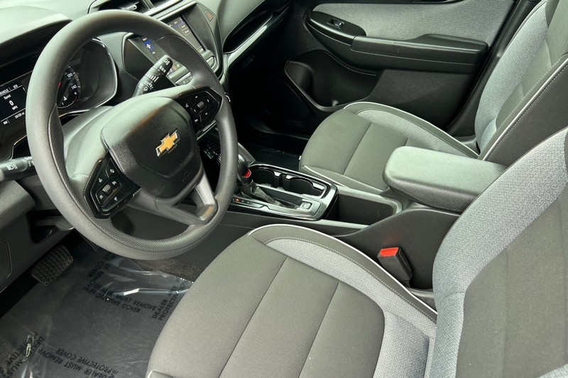 Chevrolet Trailblazer Vehicle Full-screen Gallery Image 10