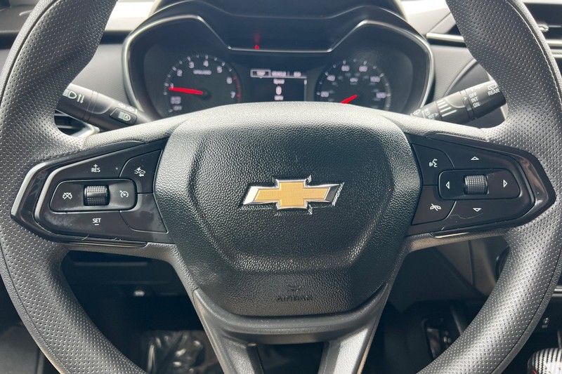Chevrolet Trailblazer Vehicle Full-screen Gallery Image 23