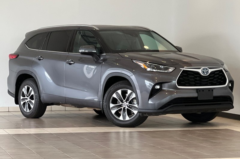 Toyota Highlander Hybrid Vehicle Full-screen Gallery Image 02