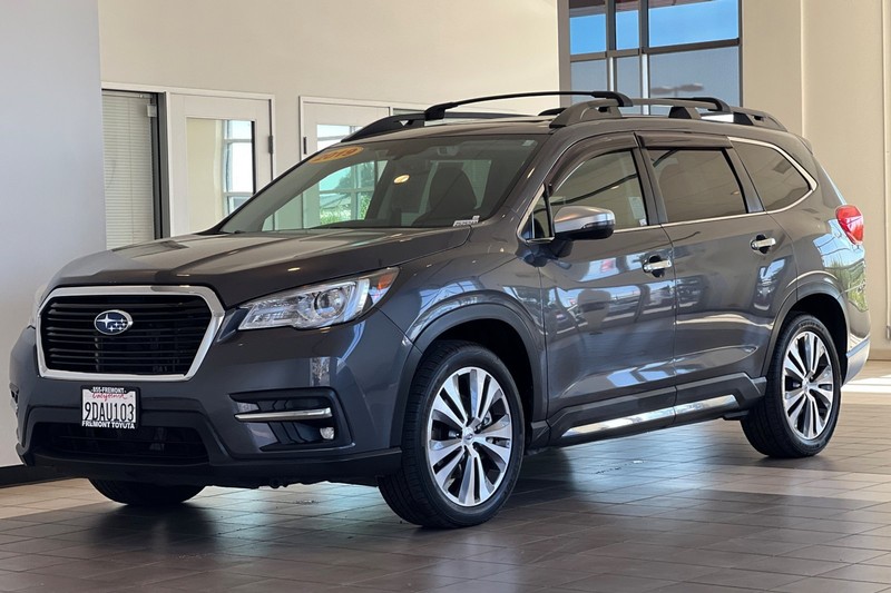 Subaru Ascent Vehicle Full-screen Gallery Image 08