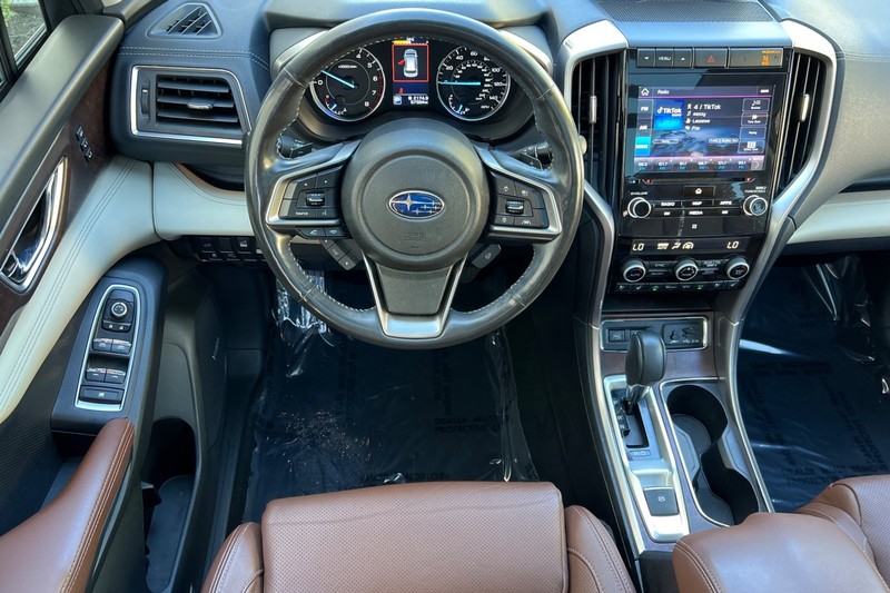 Subaru Ascent Vehicle Full-screen Gallery Image 13