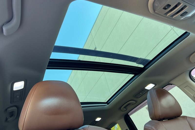 Subaru Ascent Vehicle Full-screen Gallery Image 17