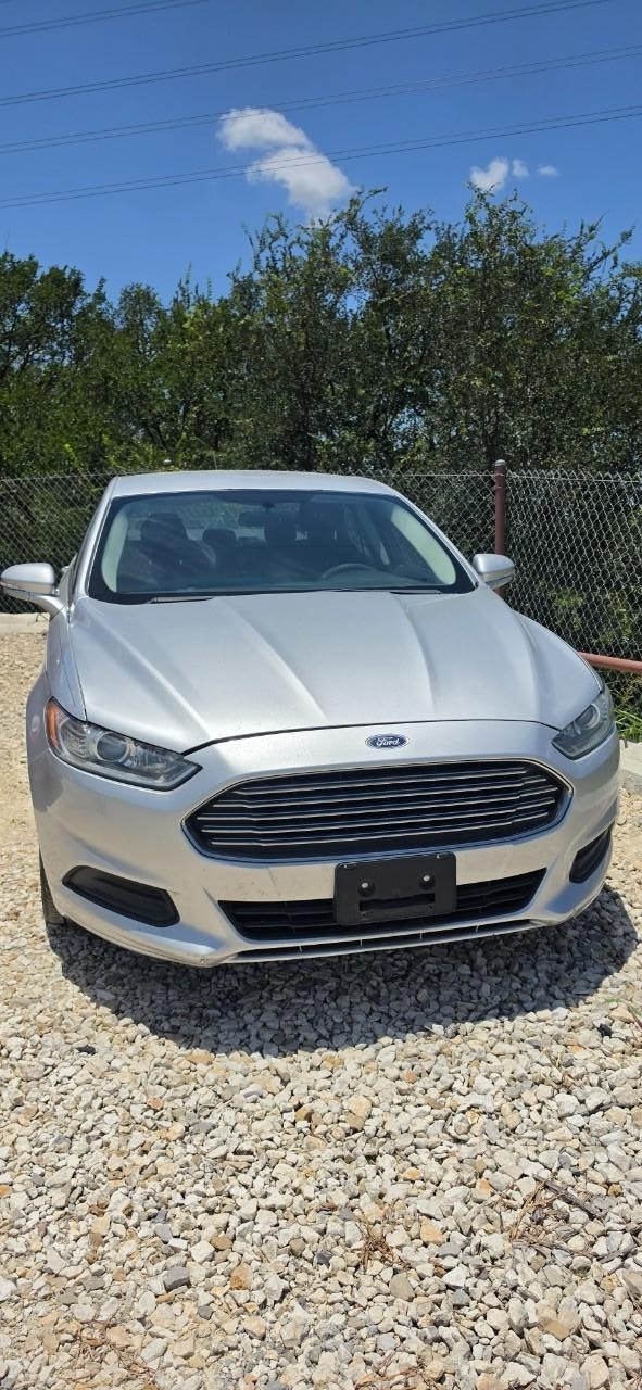 Ford Fusion - Del Valle TX