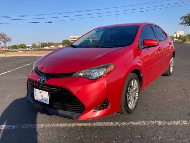 Toyota Corolla Vehicle Full-screen Gallery Image 2