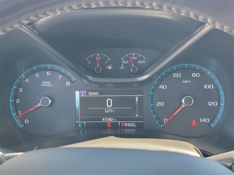 GMC Canyon Vehicle Full-screen Gallery Image 22