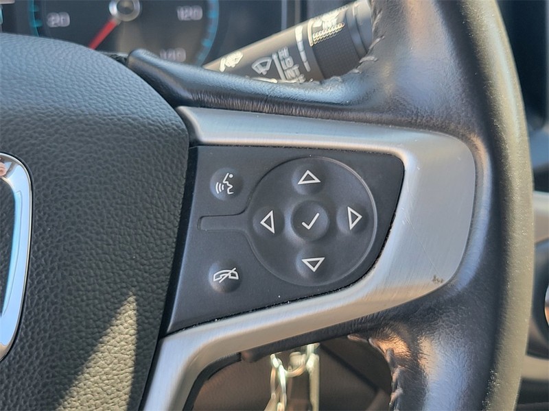 GMC Canyon Vehicle Full-screen Gallery Image 23