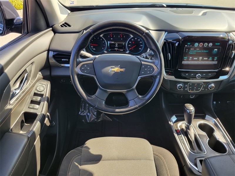 Chevrolet Traverse Vehicle Full-screen Gallery Image 13