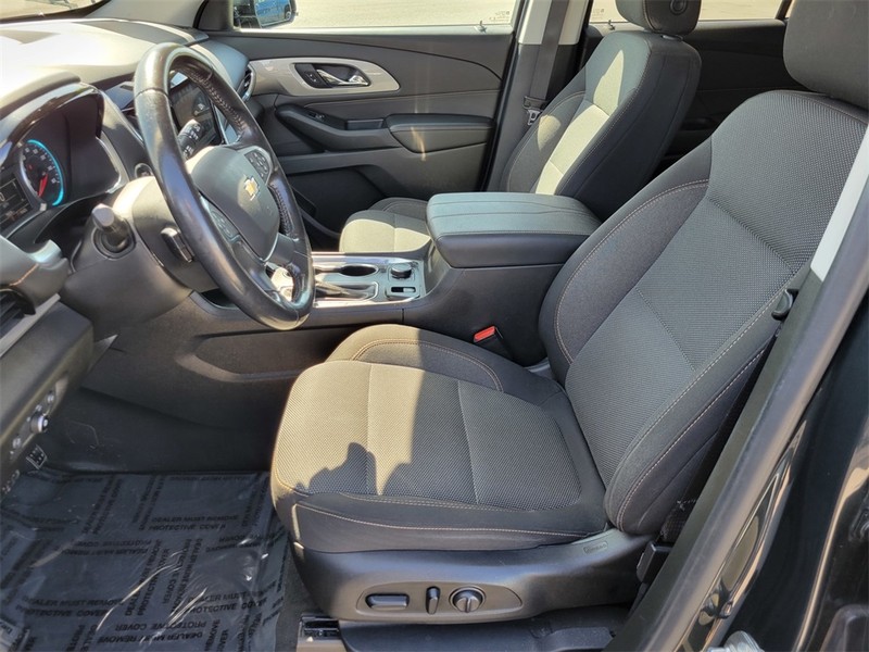 Chevrolet Traverse Vehicle Full-screen Gallery Image 15