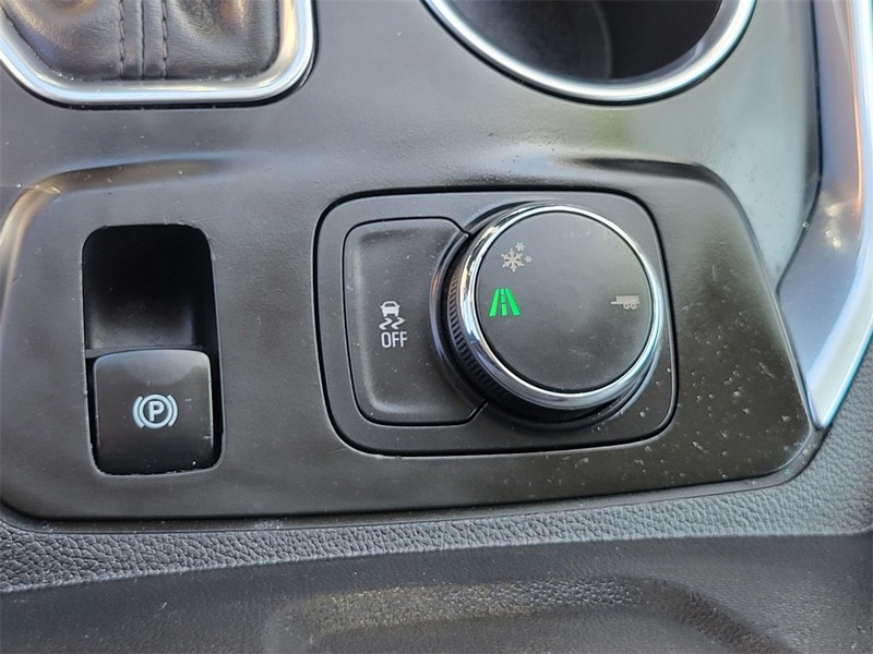 Chevrolet Traverse Vehicle Full-screen Gallery Image 21