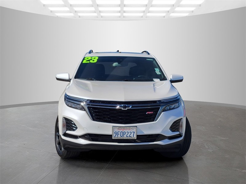 Chevrolet Equinox Vehicle Full-screen Gallery Image 02