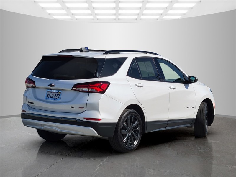 Chevrolet Equinox Vehicle Full-screen Gallery Image 04