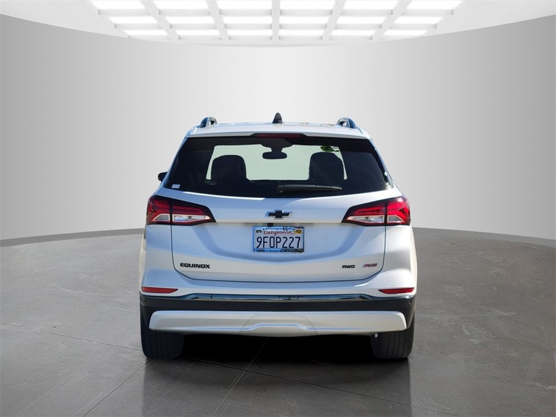 Chevrolet Equinox Vehicle Full-screen Gallery Image 05