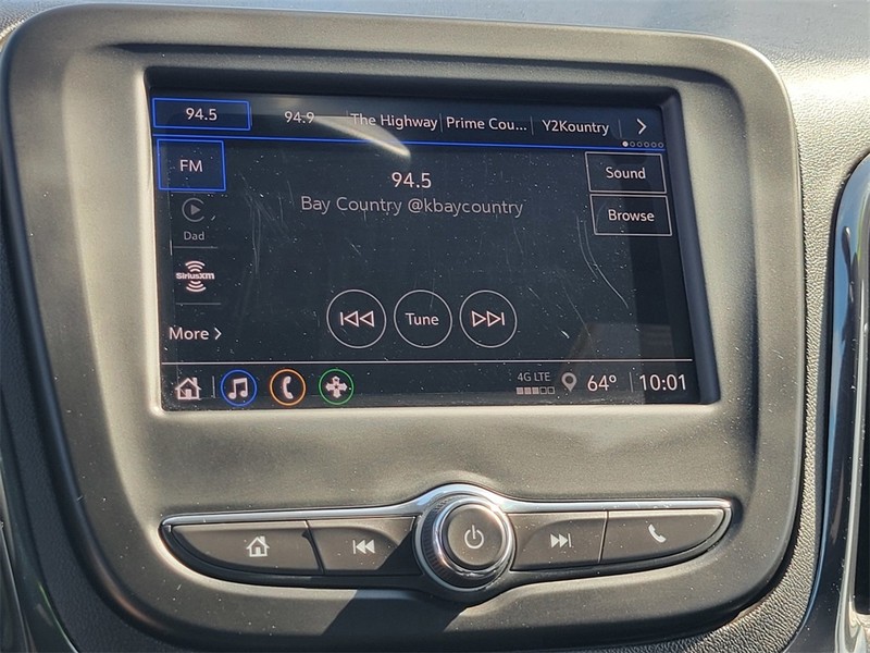 Chevrolet Equinox Vehicle Full-screen Gallery Image 19