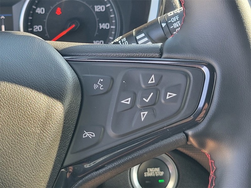 Chevrolet Equinox Vehicle Full-screen Gallery Image 26